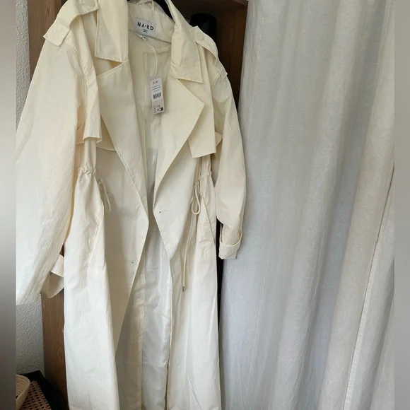 ๐ NWT NA-KD Oversized Nylon Trench ๐ - Picture 10 of 12